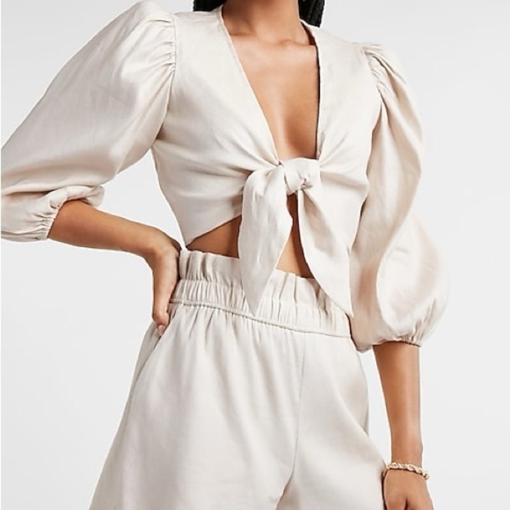 NWT Express Linen Blend Tie Front Cropped Blouse in Cream/Off White - S
